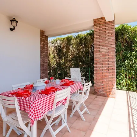 Villa Fronte Mare Ariel Porto Cesareo